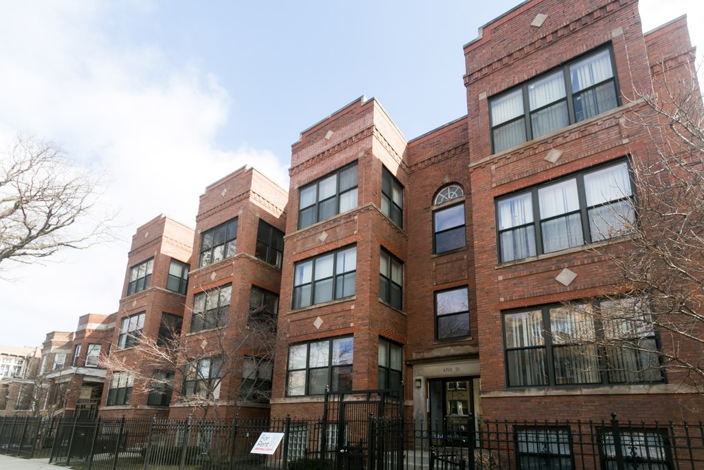 Albany Park Chicago apartments with the Urban Abodes